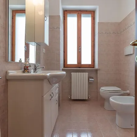 Дом отдыха Italian Experience - Sunrise Hill