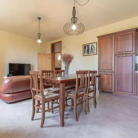 Italian Experience - Sunrise Hill Дом отдыха Urbisaglia